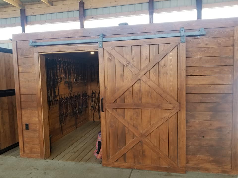horse barn room